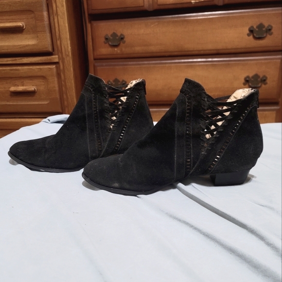 BOGO🌟 Ankle Boots - Picture 3 of 6